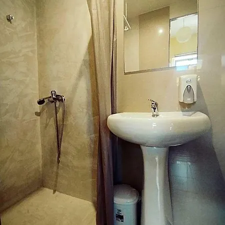 Chania Hostel Youth 18-50 Хостел Ханья