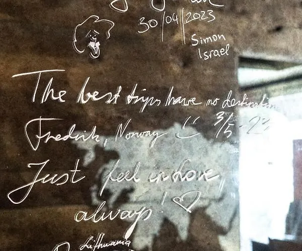 Chania Hostel Youth 18-50 Хостел *