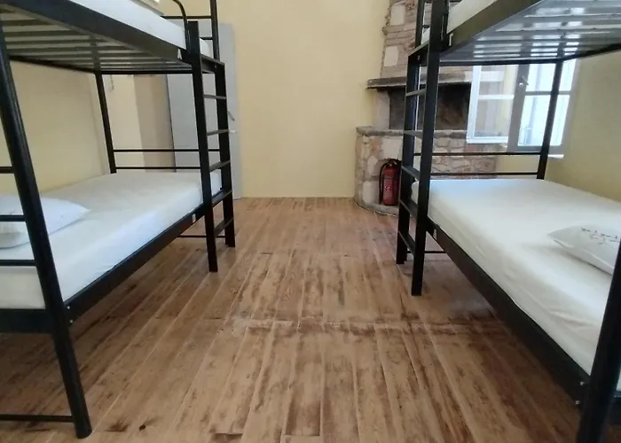 Хостел Chania Hostel Youth 18-50