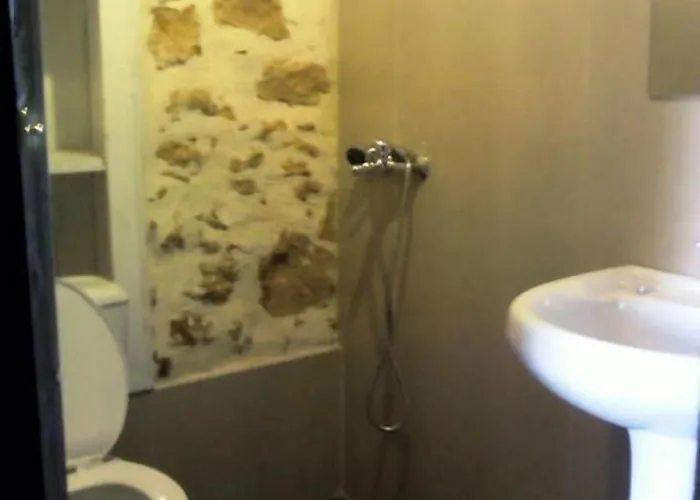 Chania Hostel Youth 18-50 Хостел